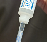 Self Sealing Bottlw Cap Syringe Insert